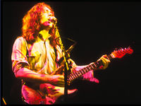 How to play blues guitar like Rory Gallagher