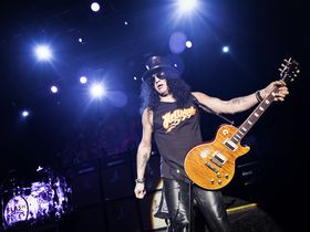10 guitar hero stage names