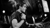 Alesso explains the making of Years