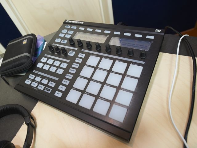 Native Instruments Maschine