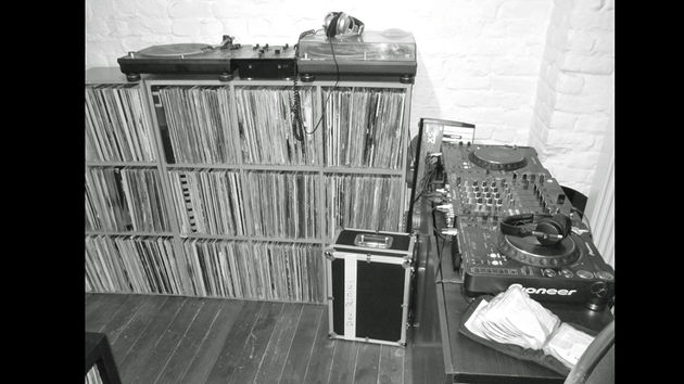DJ space