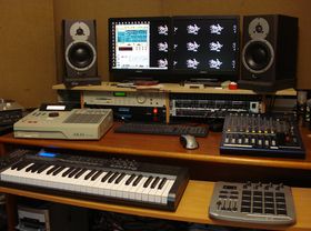 Me in my studio: Mihalis Safras