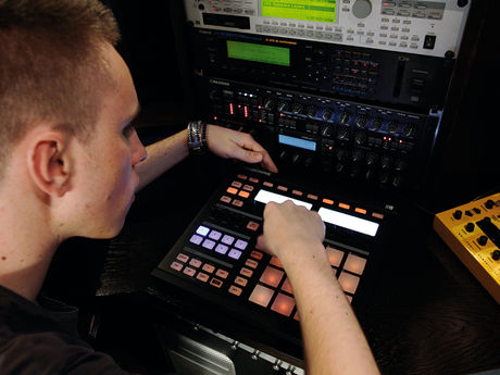 NI's Maschine blank