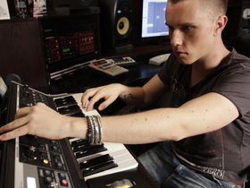Nicky Romero In The Studio with Future Music