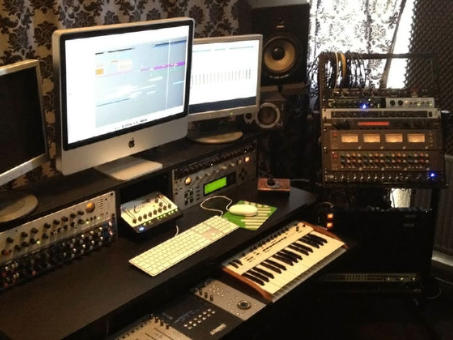 Kris O'Neil's studio