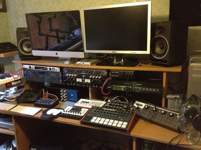 Tank Edward's studio