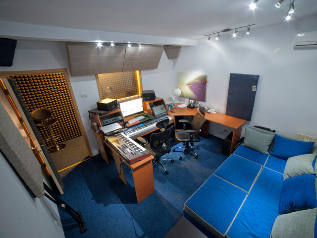 Victor Mihailescu's Infinity studio