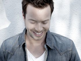 Sander van Doorn interview and studio video