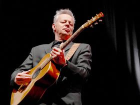 Tommy Emmanuel talks The Colonel & The Governer