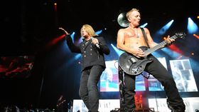 Joe Elliott talks Viva! Hysteria