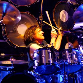 6 career defining records of Vinny Appice