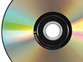 Hit40UK ditches CD sales for downloads