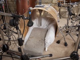 How to mic up a drum kit for recording