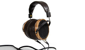 New music tech gear of the month: review round-up (August 2013)