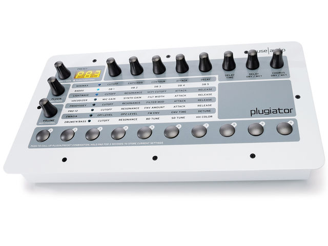 Use Audio Plugiator Use Audio has kept the controls on the Plugiator hardware pretty simple.