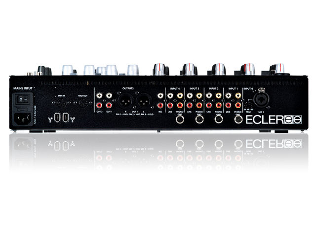 Ecler EV05 The EV05 is compatible with NI's Traktor Scratch.