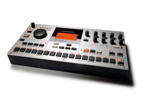 5 of the best hardware drum machines in the world today