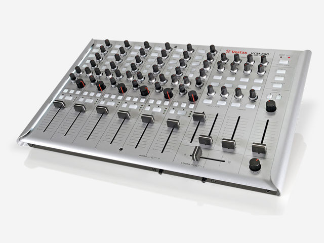 Vestax VCM-600 The VCM-600 may be big, but Vestax has packed a lot into it.
