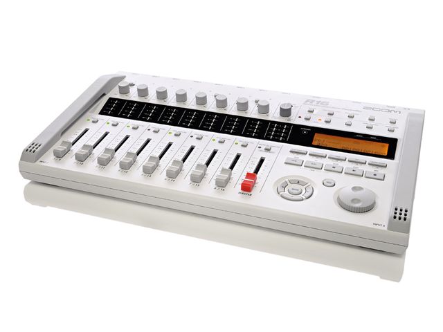 You can switch from recording on tracks 1-8 to 9-16 at the touch of a button.