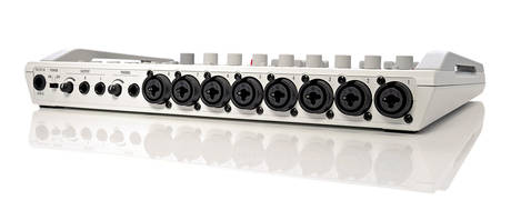 Zoom r16
