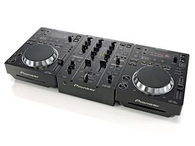 New music tech gear of the month: review round-up (July 2010)