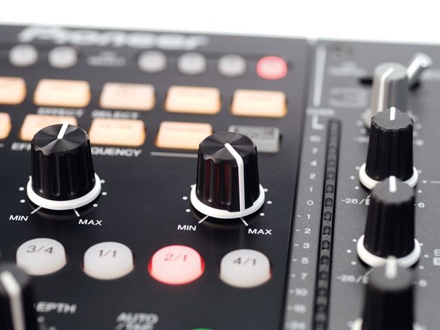 The most comprehensive mixer available, but best when used in the full setup. Time to re-mortgage. Fine tune what frequencies the effects are applied to.