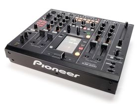 New music tech gear of the month: review round-up (August 2010)