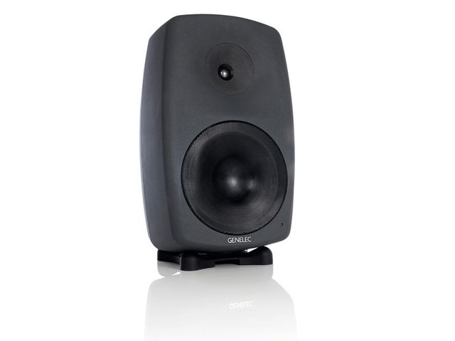 The unusual, minimalist shape certainly makes the 8260As look eye-catching.