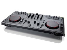 8 ways to use your 4-deck DJ controller