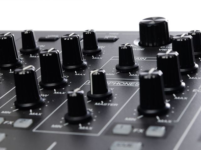 Assign FX channels, adjust EQ and gain using the mixer.