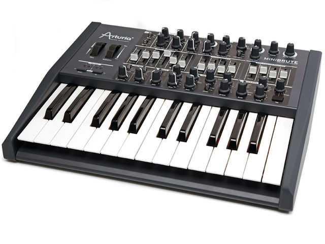 Arturia MiniBrute