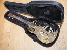 Michael Messer's history of the resonator