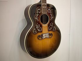 NAMM 2014: Gibson shows Bob Dylan SJ-200 model