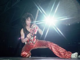 39 great effected guitar tones