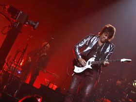 39 great effected guitar tones