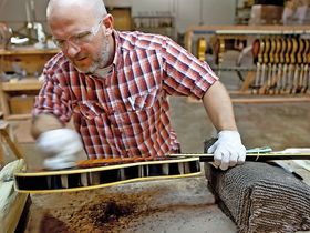Gibson Memphis factory tour