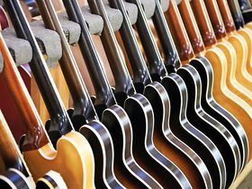 Gibson Memphis factory tour