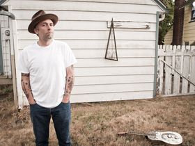 Kelly Joe Phelps on slide guitar