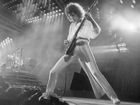 40 ways to write better songs