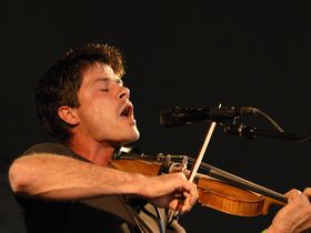 40 ways to write better songs