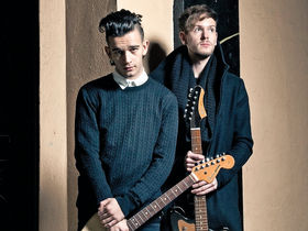 The 1975 talk Mustangs and massive songs