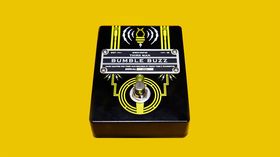 Jack White sort la pédale de fuzz Bumble Buzz