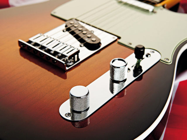 Fender American Deluxe Telecaster The white edge-binding gives the American Deluxe a '60s Tele Custom look.