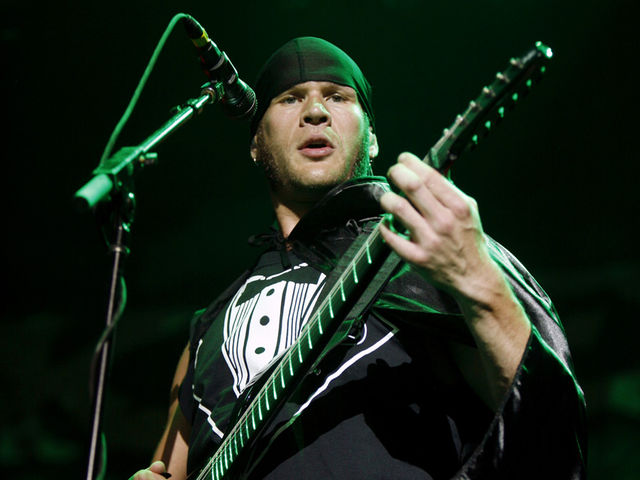 Onstage in 2009 with Killswitch Engage