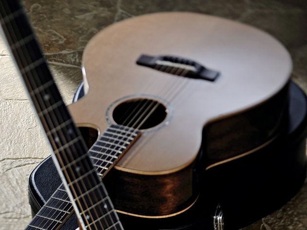 A-62 CENA Bearing in mind its size, this guitar packs a mighty punch.