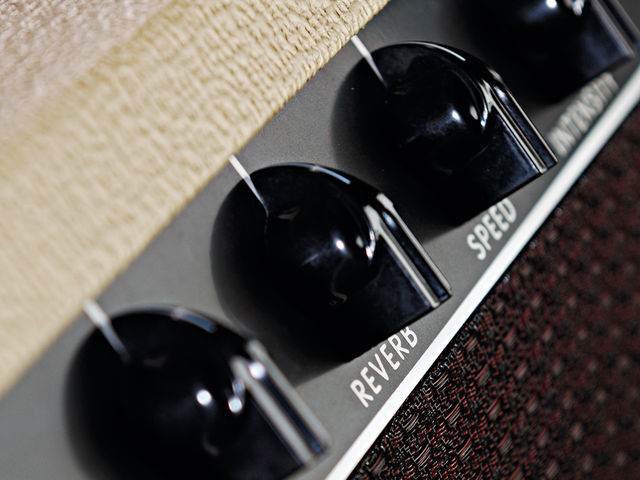 Lil' King S combo The reverb is as big as you'd hope.
