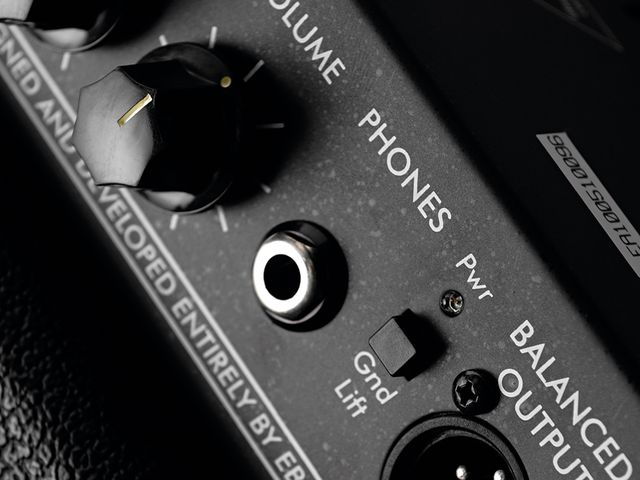 The Classic Session 60 offers plenty of exterior connections.