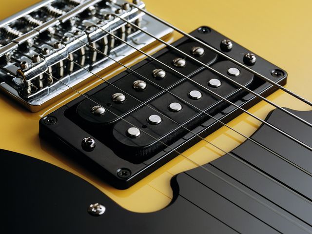 Fender Pawn Shop '51 (£755)