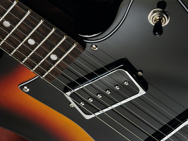 Aria Retro-1532 The neck pickup is positioned at an angle.