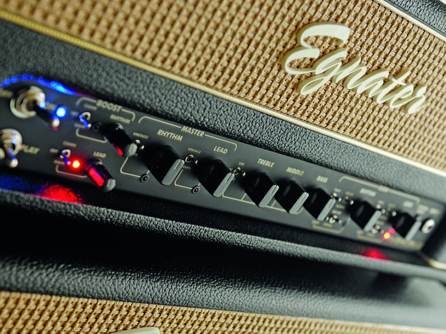 Egnater Tweaker 88 The 88 is covered in thick black Tolex with a straw grille, gold piping and black chrome metalwork.